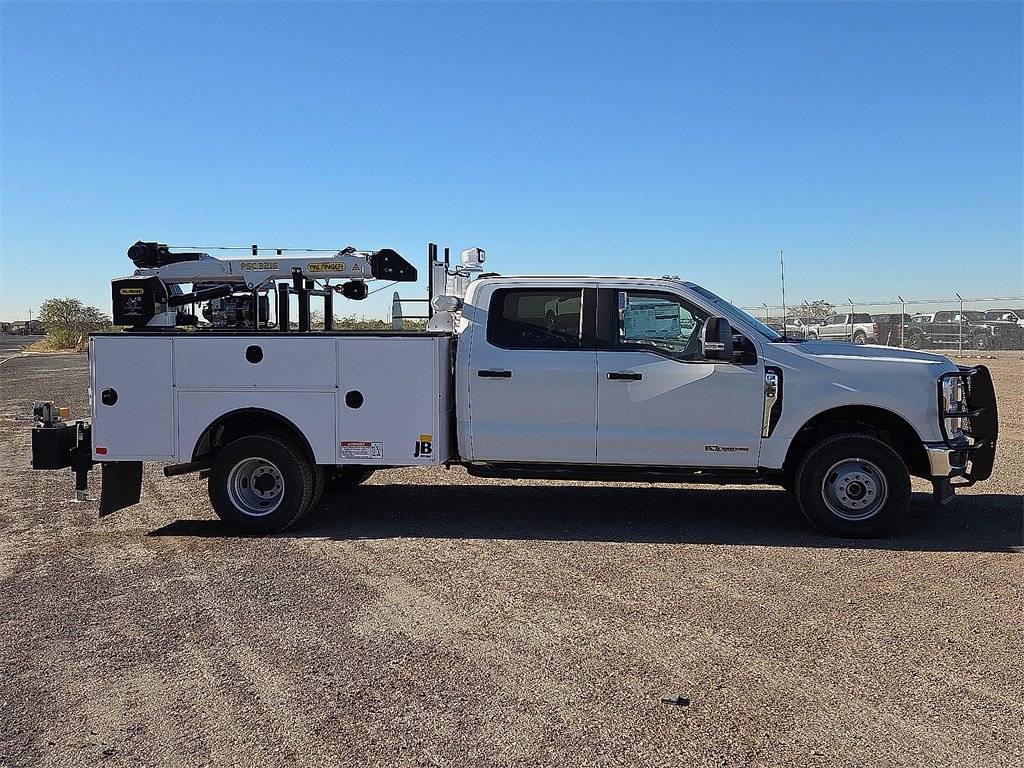 New 2025 Ford F350 XL w/ XL Chrome Package image 6