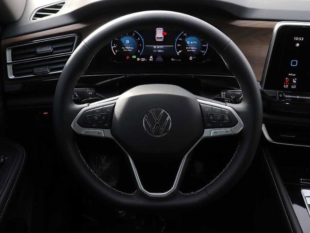 Used 2025 Volkswagen Atlas SE image 32