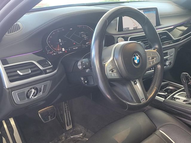 Used 2020 BMW 740i xDrive w/ M Sport Package image 8