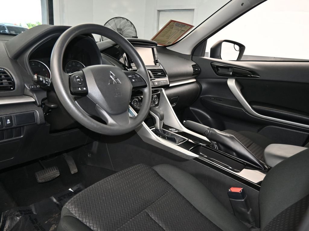 Used 2023 Mitsubishi Eclipse Cross ES image 12
