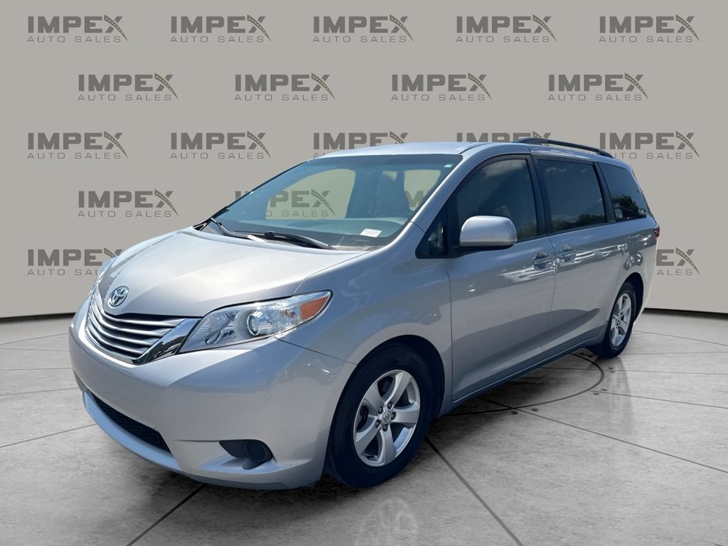 Used 2015 Toyota Sienna LE