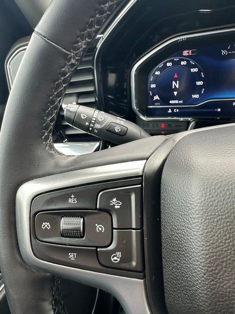 Used 2024 Chevrolet Silverado 1500 LT AWD/4WD image 24
