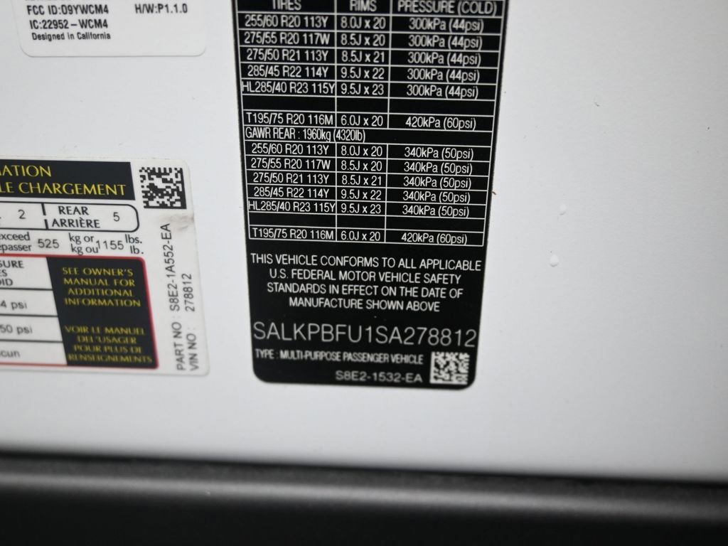 Used 2025 Land Rover Range Rover Long Wheelbase SE image 9