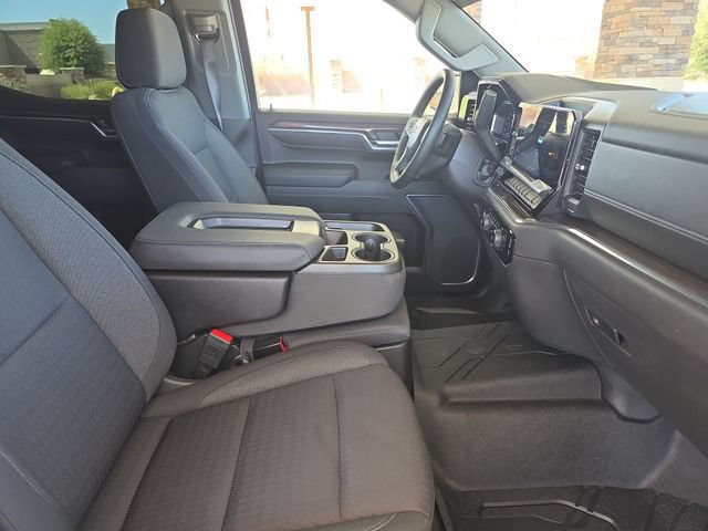 Used 2023 Chevrolet Silverado 1500 LT AWD/4WD image 26