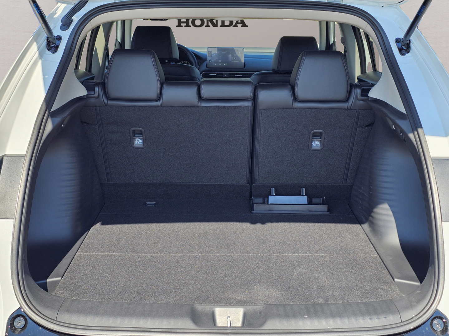 Used 2026 Honda HR-V EX-L image 11