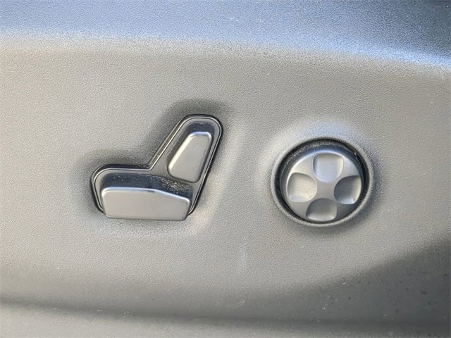 Used 2018 Chrysler Pacifica Touring w/ Tire & Wheel Group image 24