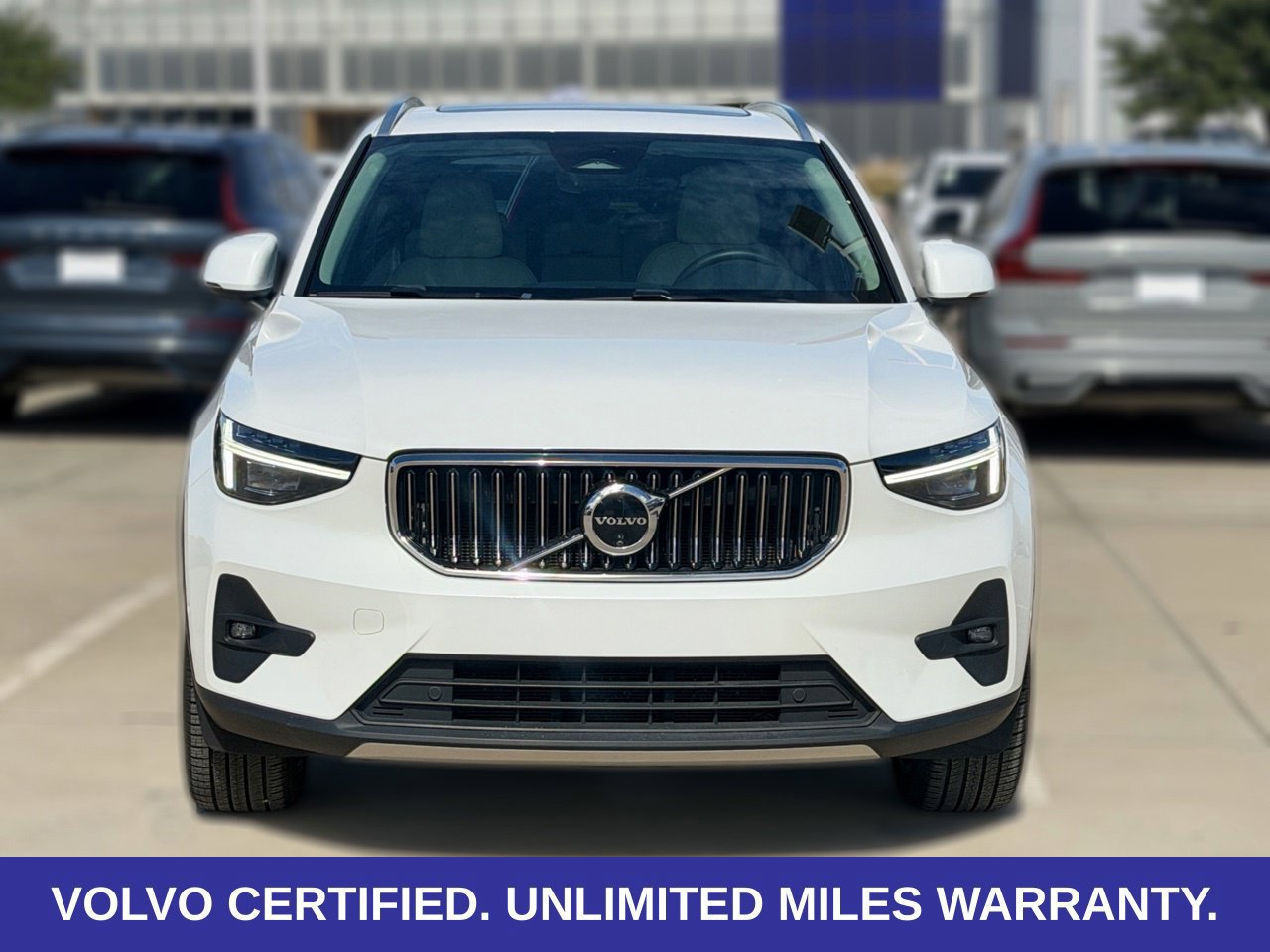 Certified 2024 Volvo XC40 B5 Ultimate w/ Protection Package Premier AWD/4WD image 4