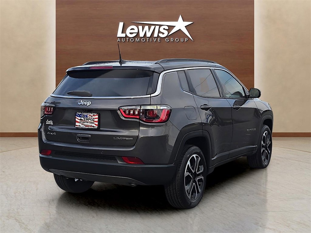 Used 2024 Jeep Compass Limited w/ Sun and Sound Group image 5