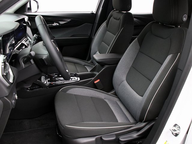New 2026 Chevrolet TrailBlazer LT w/ LT Cold Weather Package image 9