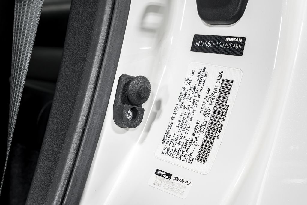 Used 2016 Nissan GT-R NISMO AWD/4WD image 13