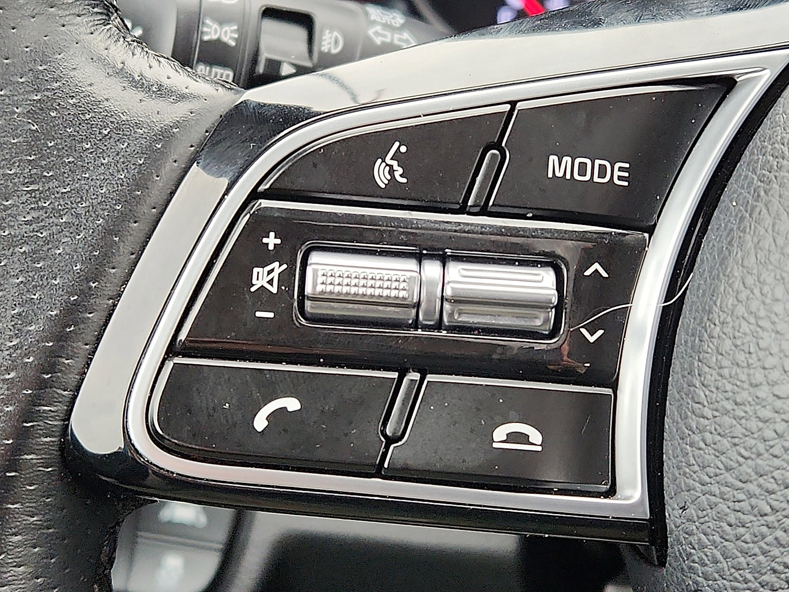 Used 2022 Kia Seltos SX w/ Sunroof Package image 22