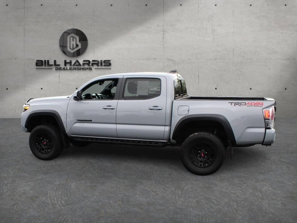 Used 2021 Toyota Tacoma TRD Off-Road w/ Technology Package AWD/4WD image 5