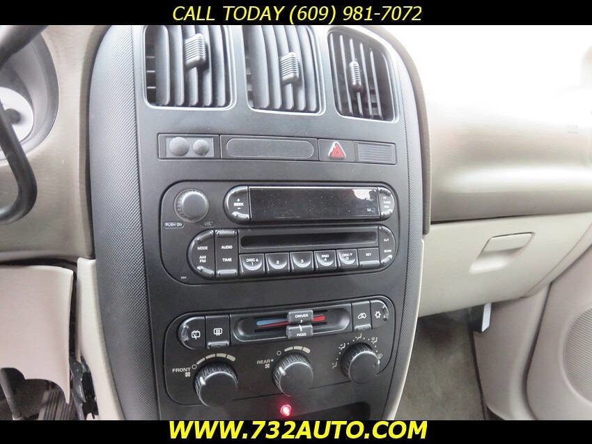 Used 2005 Dodge Grand Caravan SE w/ Popular Equipment Group I image 11