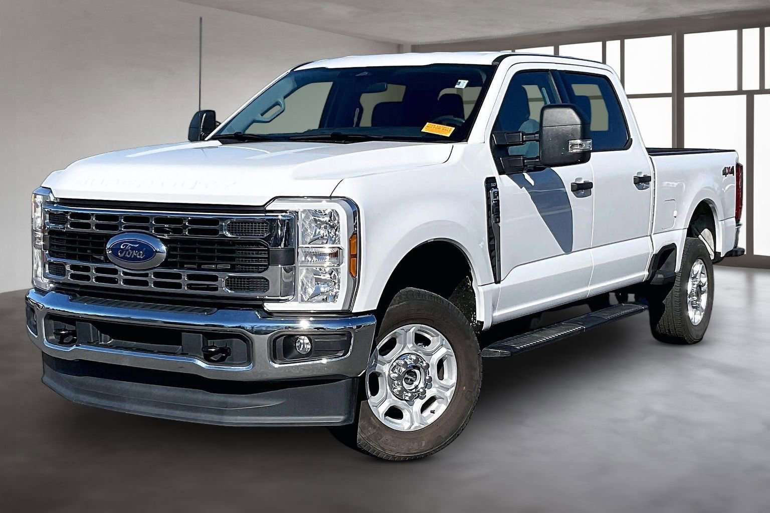 Used 2025 Ford F250 XLT image 3