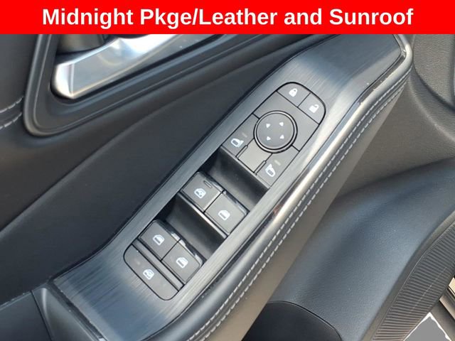 Used 2023 Nissan Rogue SV w/ SV Premium Package image 17