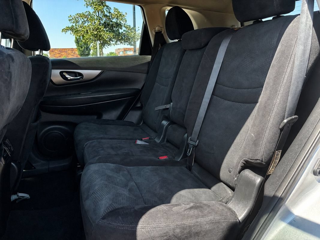 Used 2015 Nissan Rogue S w/ S Family Package FWD image 16