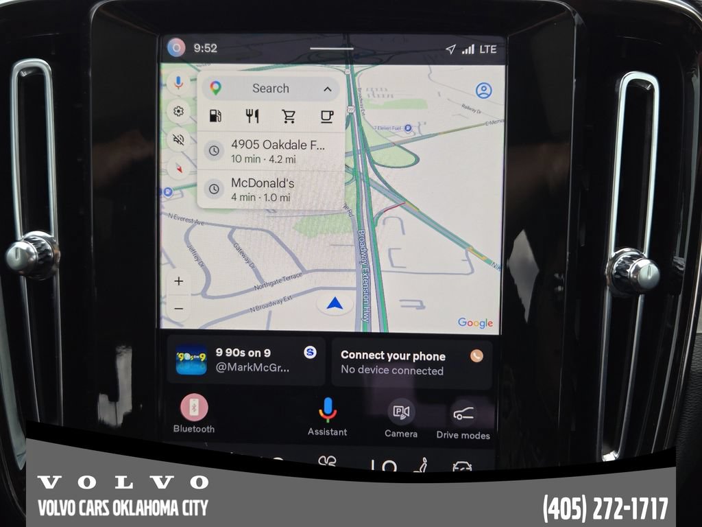 Certified 2025 Volvo XC40 B5 Core AWD/4WD image 13
