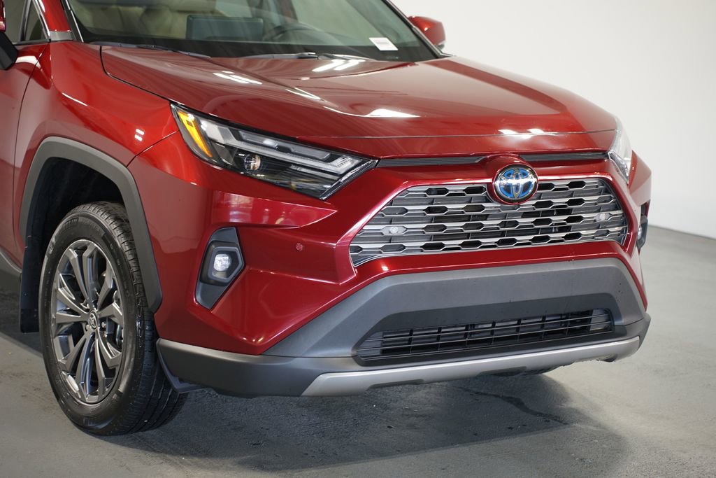 Used 2024 Toyota RAV4 Limited image 4