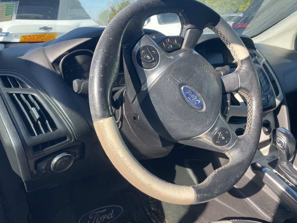 Used 2013 Ford Focus SE FWD image 8