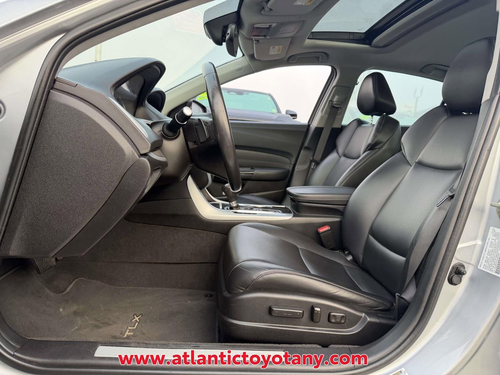 Used 2020 Acura TLX FWD image 19