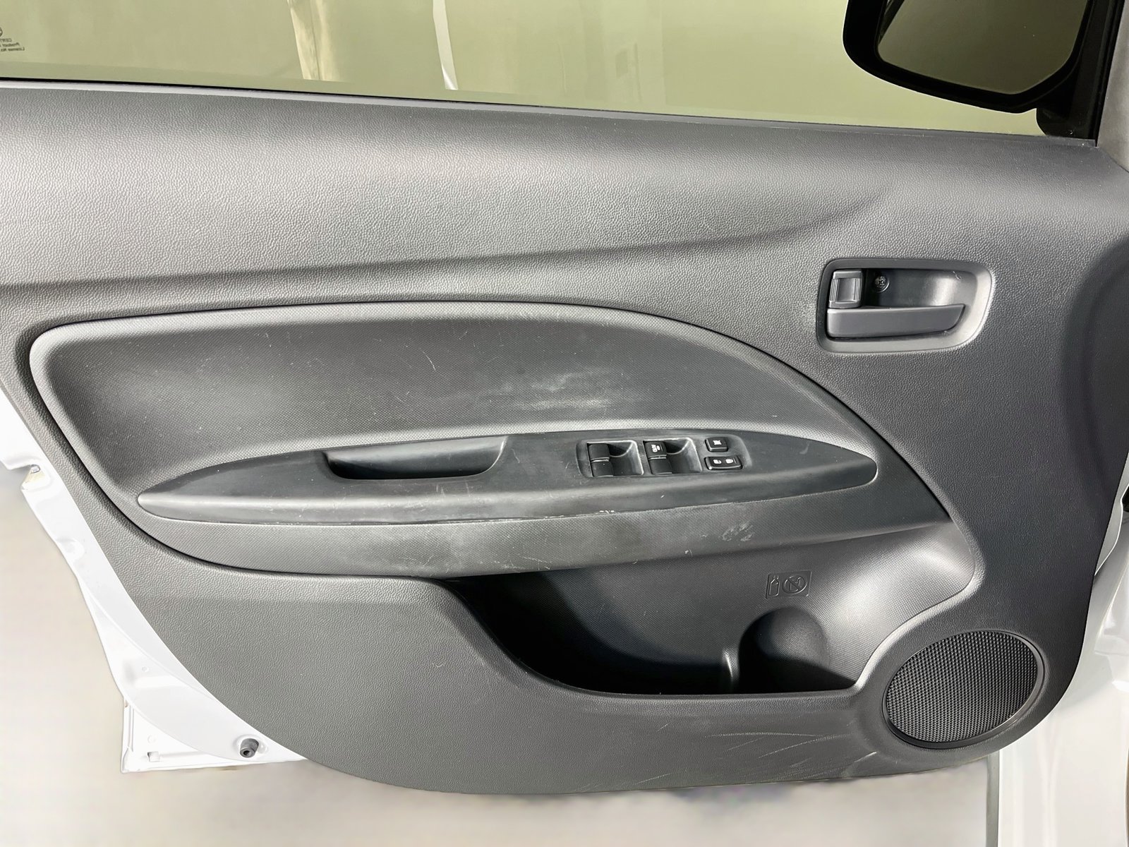 Used 2024 Mitsubishi Mirage G4 ES FWD image 25