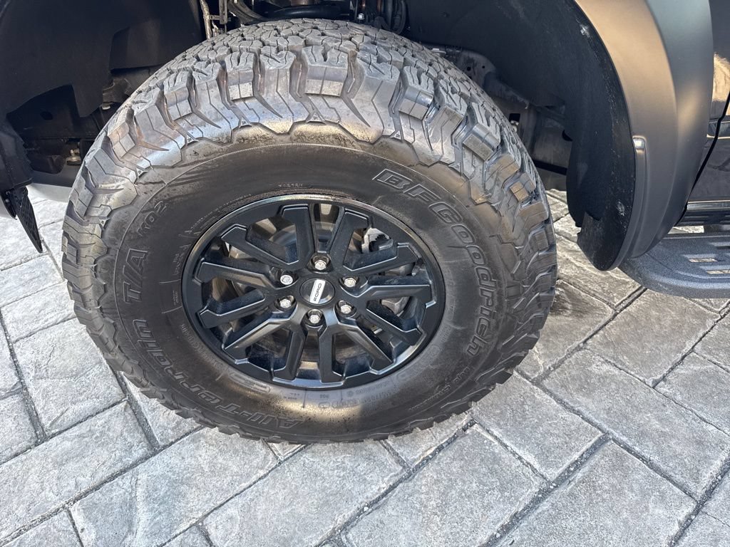 Used 2025 Ford F150 Raptor AWD/4WD image 4