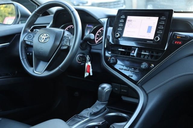 Used 2024 Toyota Camry SE image 33