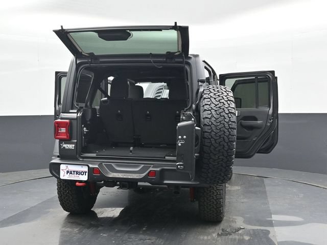 Used 2024 Jeep Wrangler Unlimited Rubicon w/ Technology Group AWD/4WD image 45