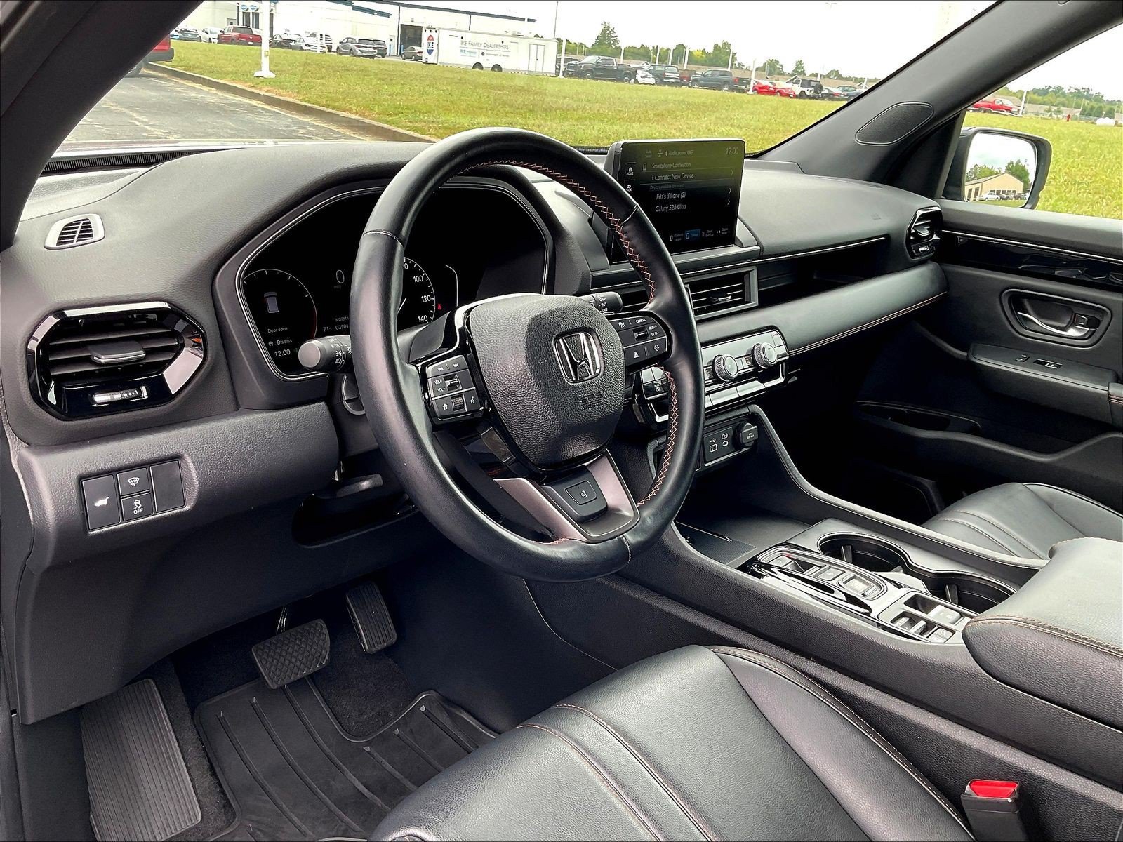 Certified 2024 Honda Pilot TrailSport image 32