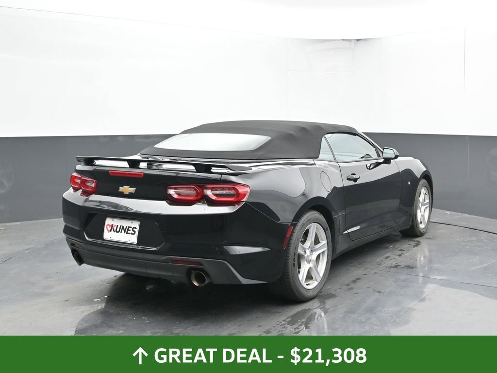 Used 2023 Chevrolet Camaro LT image 13