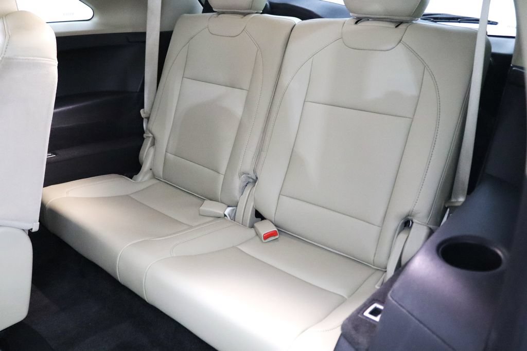 Used 2016 Acura MDX SH-AWD image 12