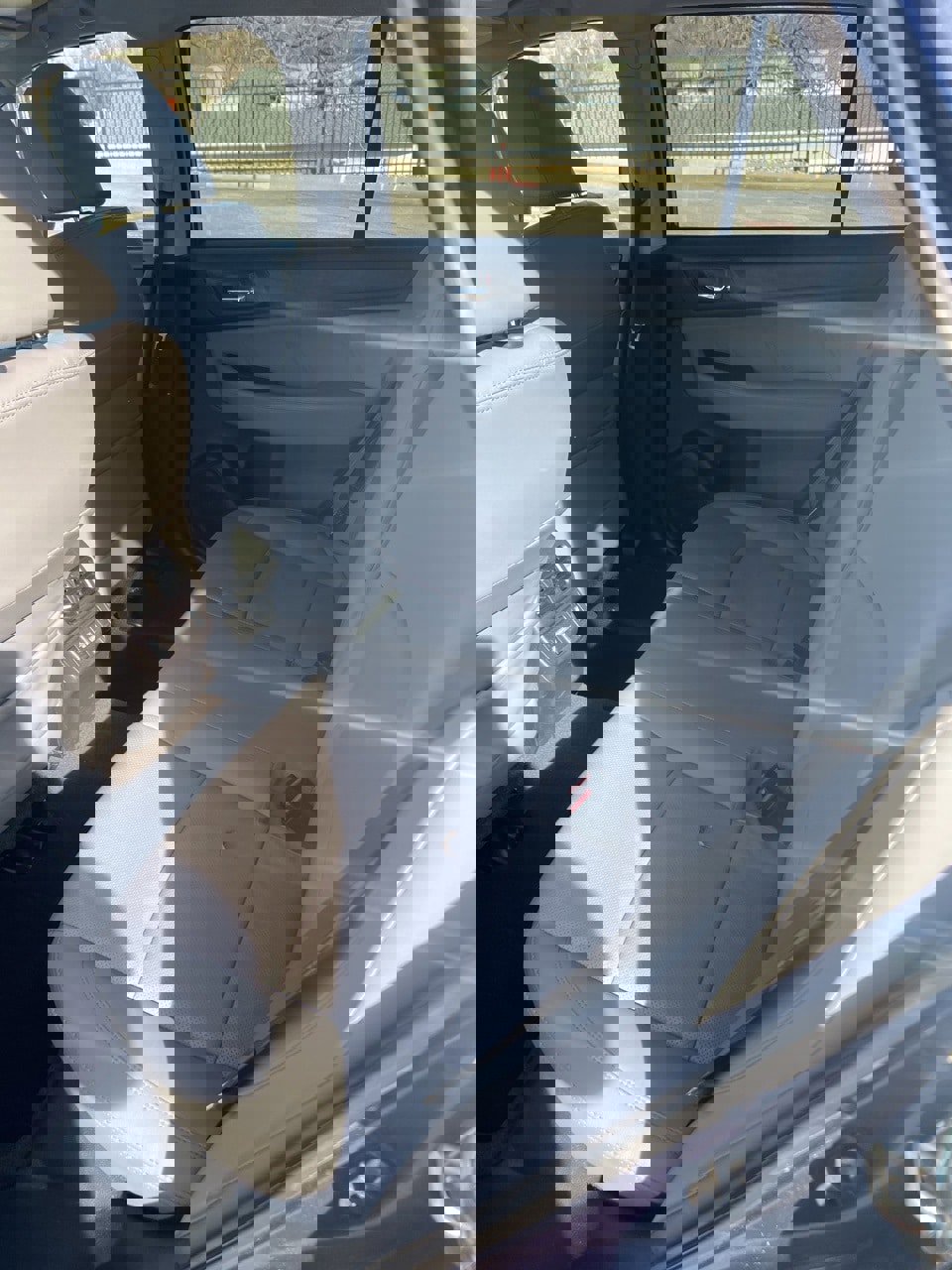 Used 2018 Subaru Outback 2.5i Limited w/ Popular Package #2 image 6