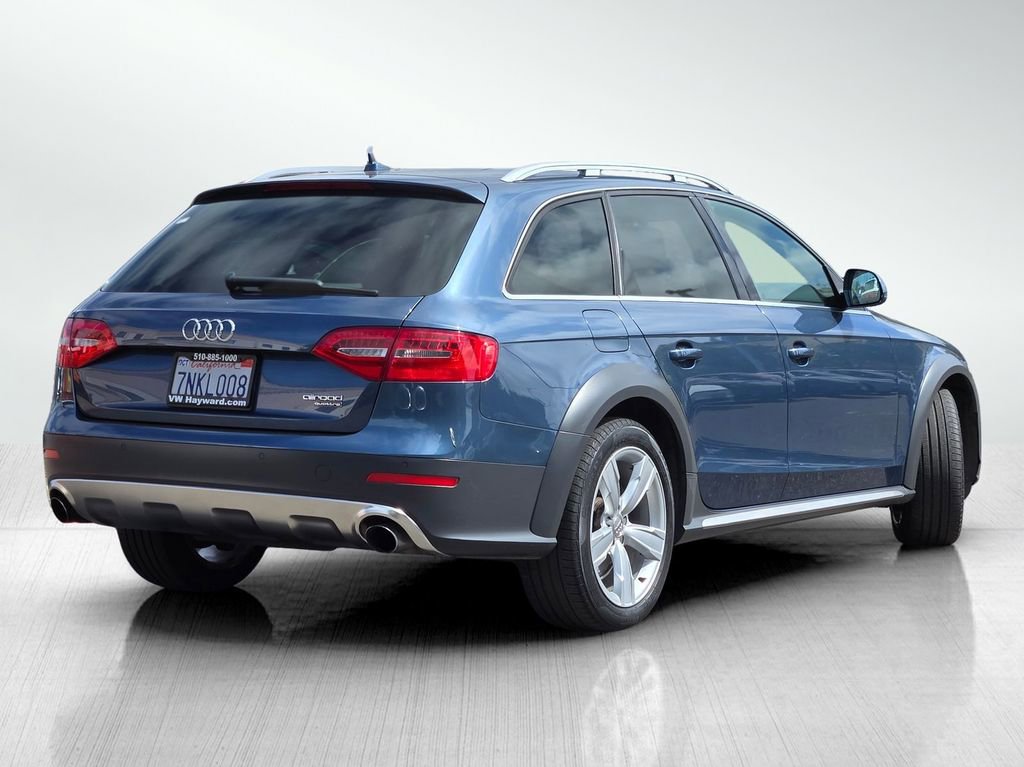 Used 2016 Audi A4 Premium Plus w/ Technology Package image 4