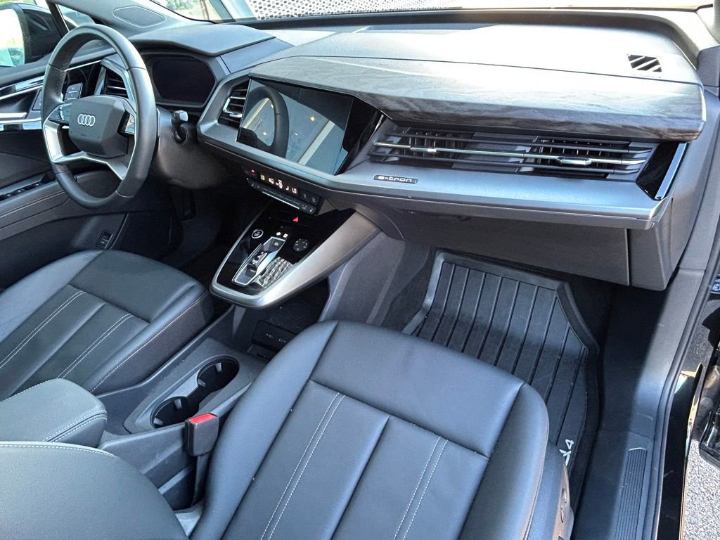 Used 2024 Audi Q4 e-tron Premium w/ Convenience Package image 42