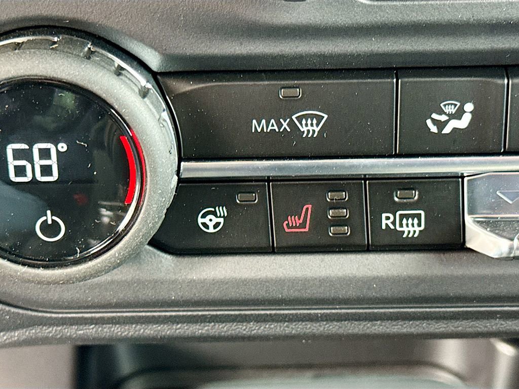 New 2025 Ford Bronco Badlands image 34