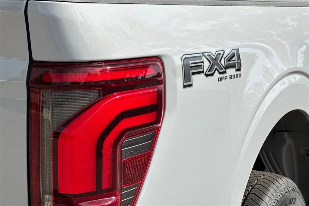 New 2025 Ford F150 Lariat w/ Equipment Group 501A Mid image 6