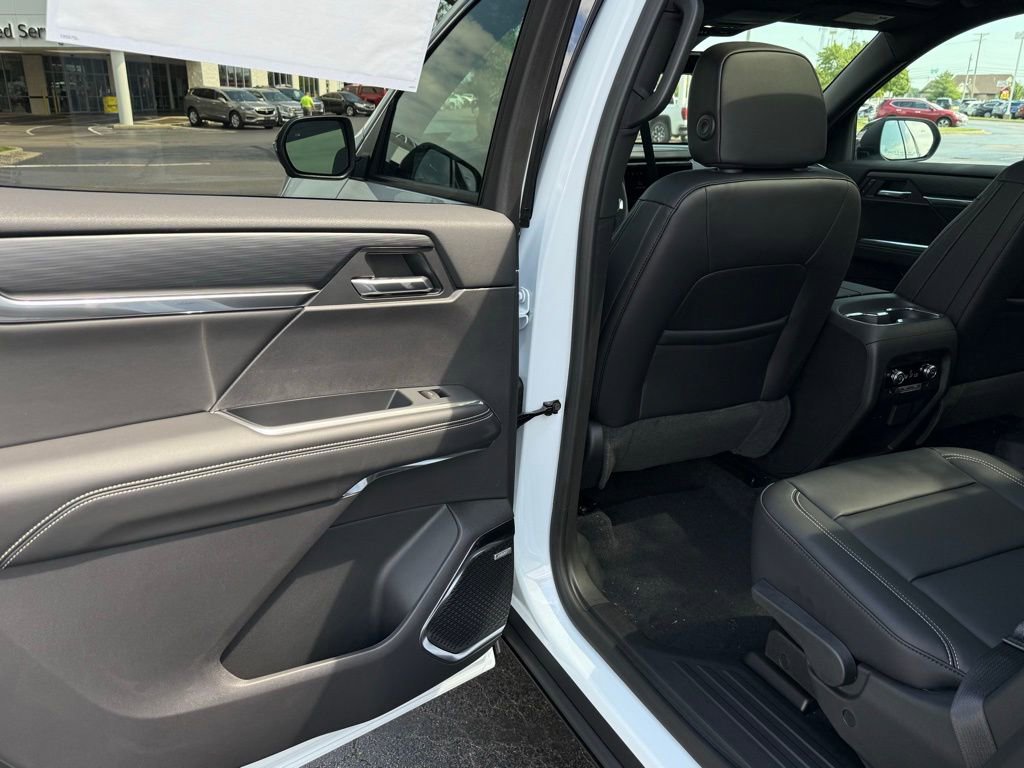 New 2026 GMC Acadia Elevation w/ Elevation Premium Package image 36