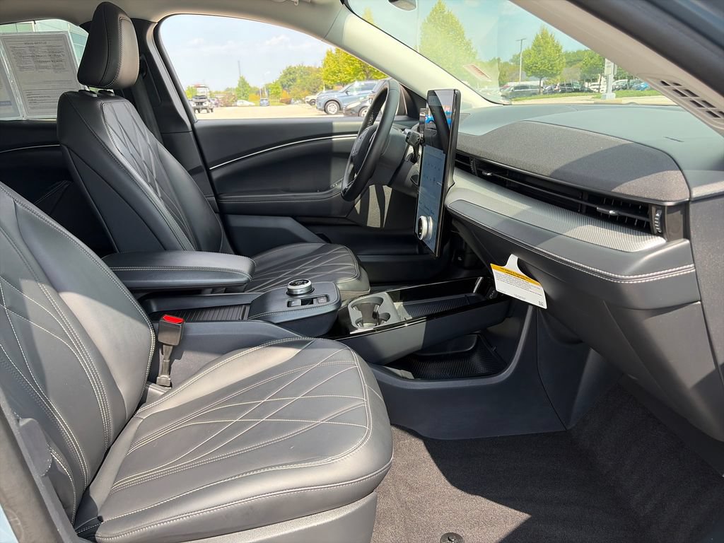 Used 2023 Ford Mustang Mach-E Select RWD image 11