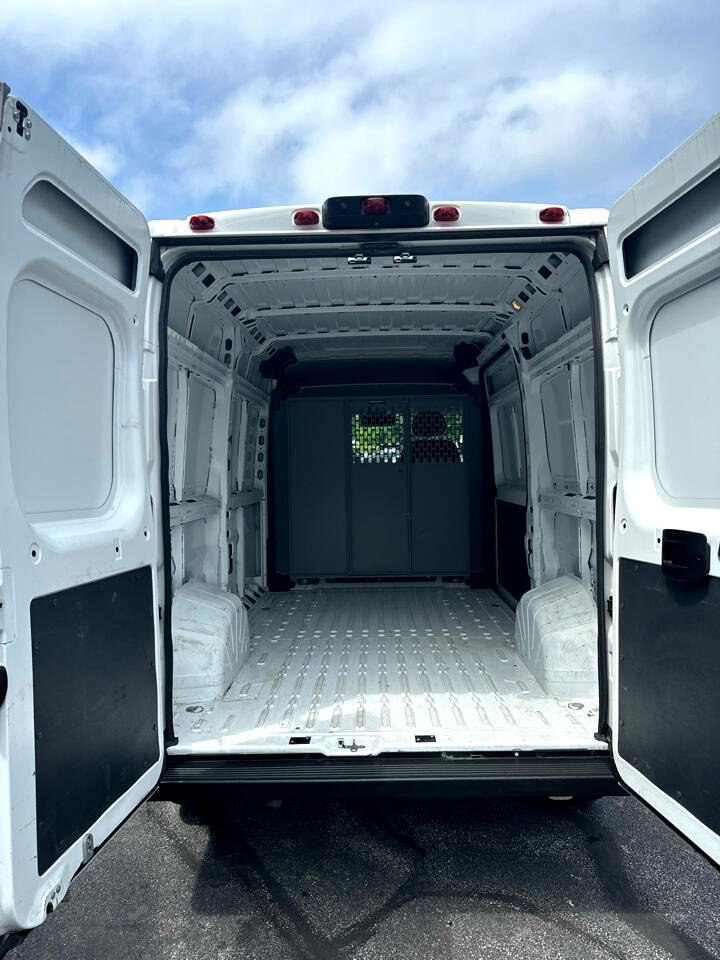 Used 2023 RAM ProMaster 2500 w/ Driver Convenience Group image 14