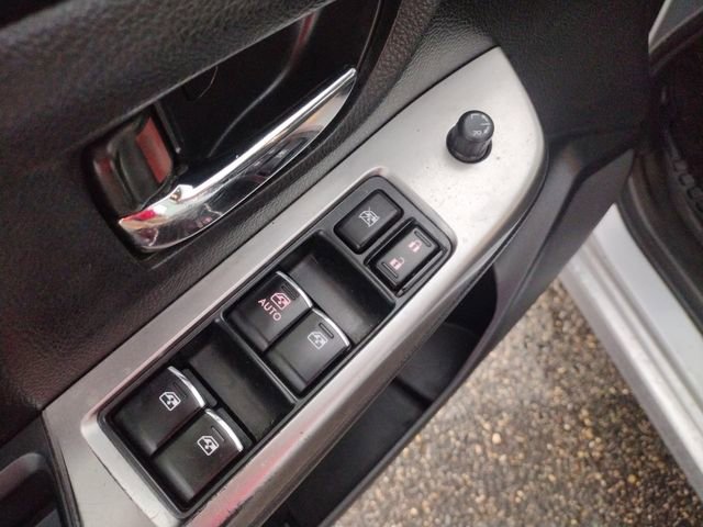 Used 2015 Subaru Impreza 2.0i Premium image 22