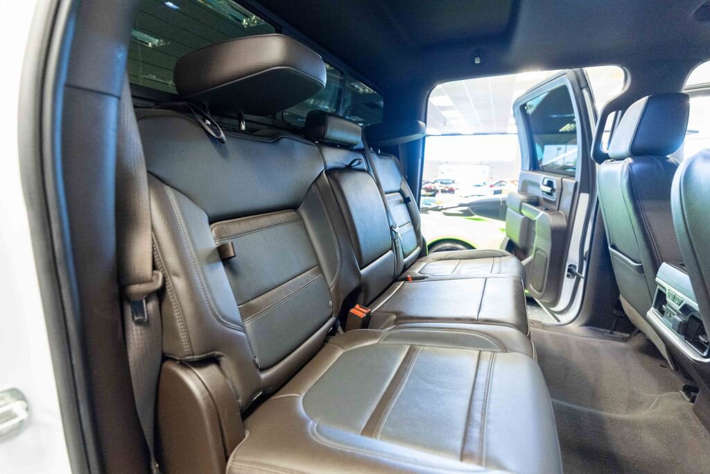 Used 2020 GMC Sierra 2500 Denali w/ Denali Ultimate Package image 17