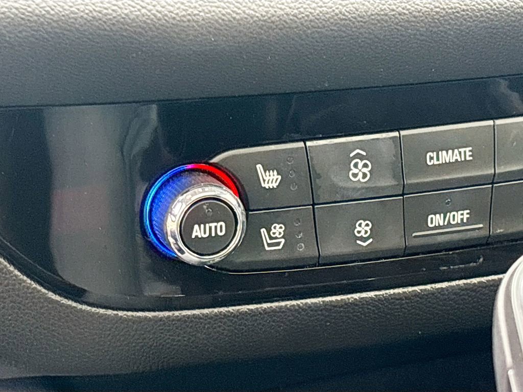 Used 2019 Buick Enclave Premium w/ Experience Buick Package AWD/4WD image 21