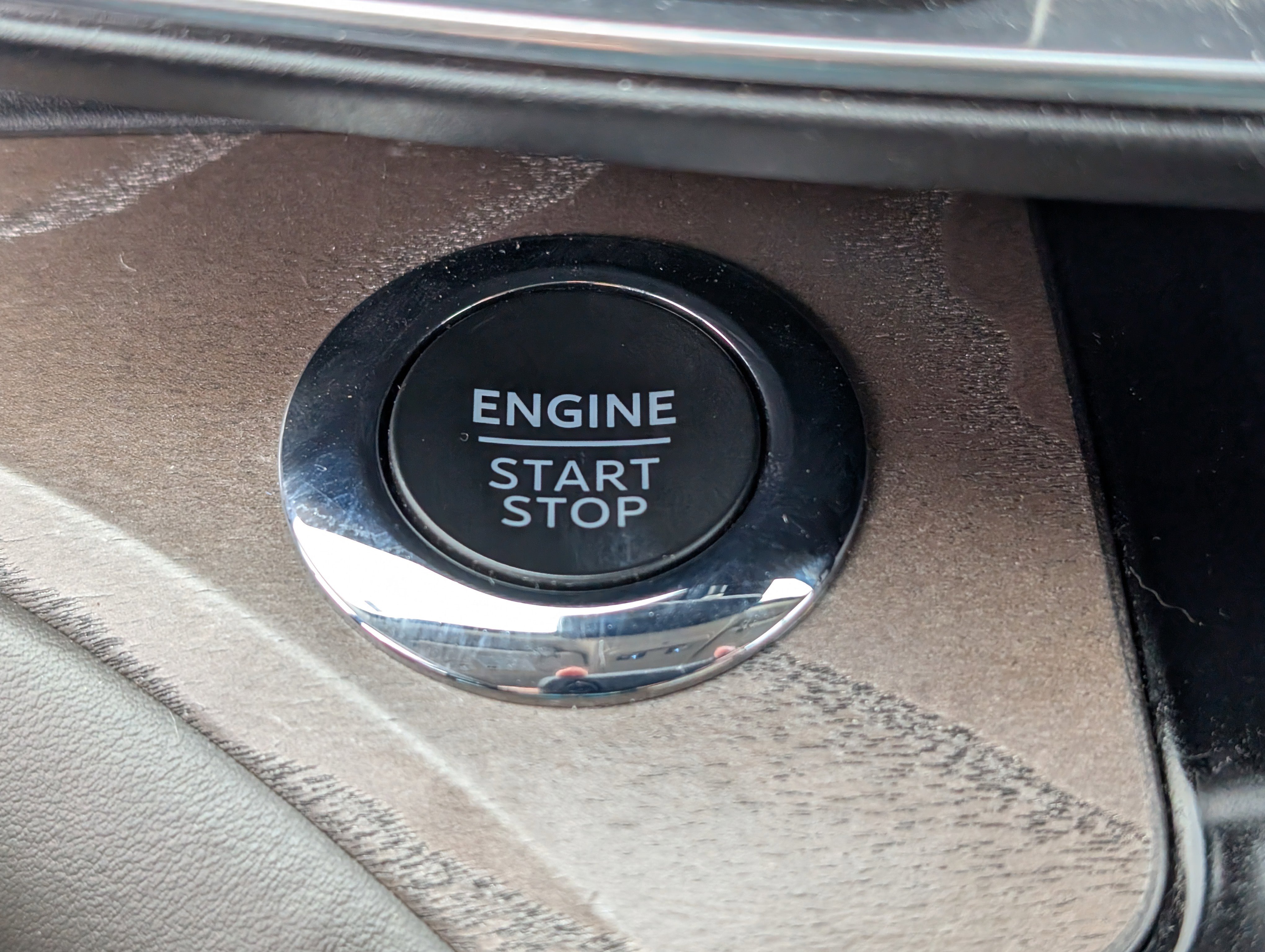 Used 2022 Ford Explorer Platinum w/ Equipment Group 601A image 28