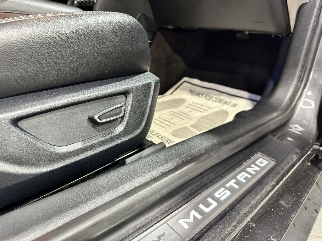 Used 2018 Ford Mustang Premium RWD image 36