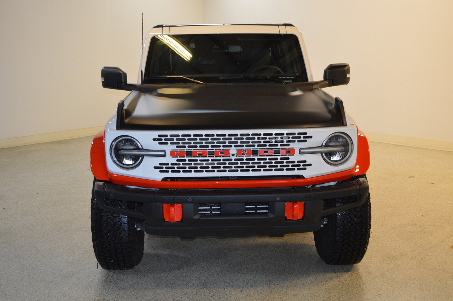 Used 2025 Ford Bronco Stroppe Edition image 8
