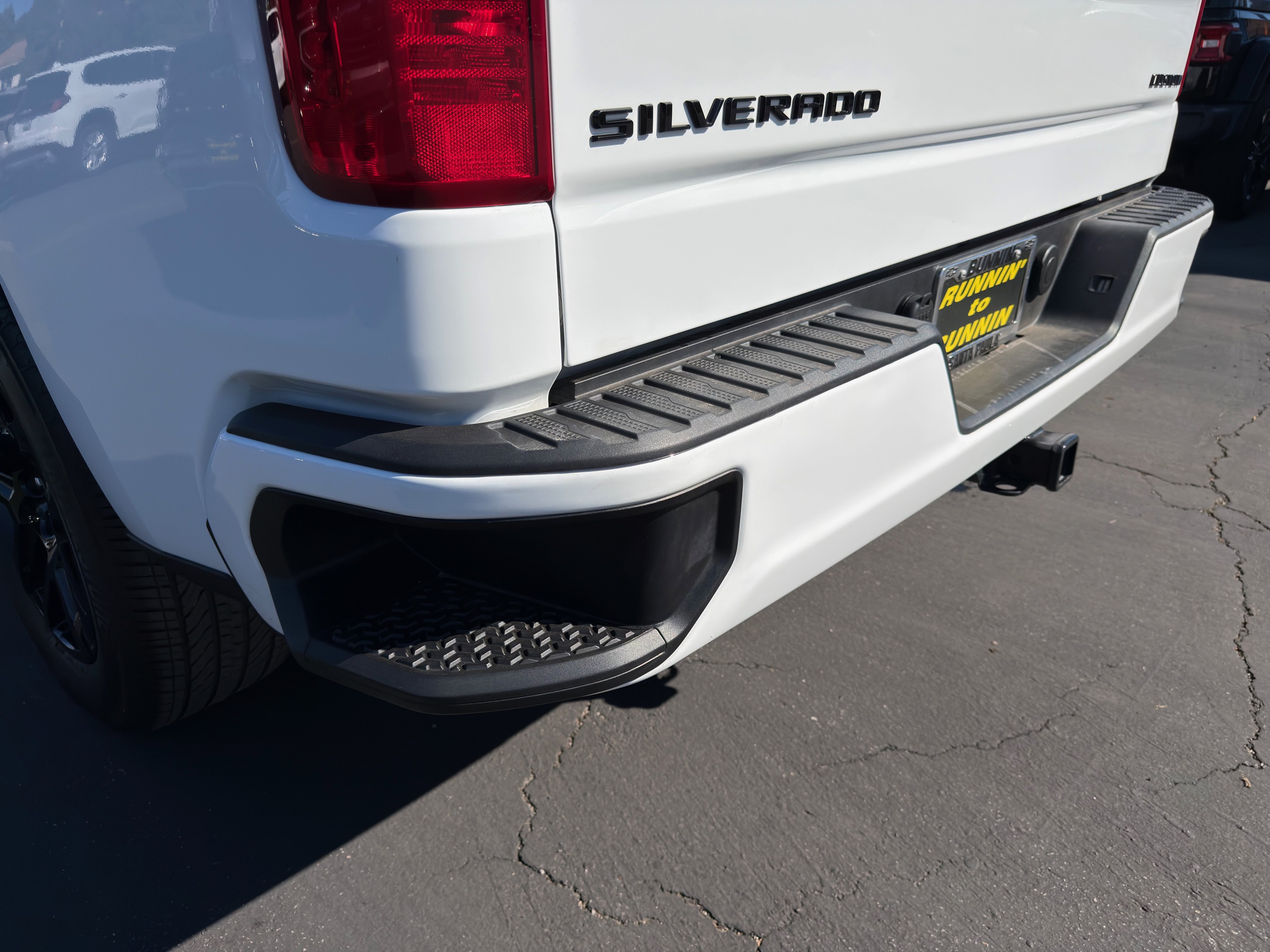 Used 2024 Chevrolet Silverado 1500 Custom w/ LPO, Dark Essentials Package RWD image 19
