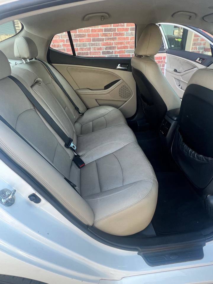 Used 2012 Kia Optima EX FWD image 32