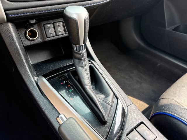 Used 2018 Toyota Corolla XSE FWD image 31