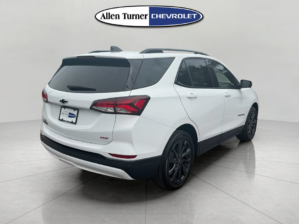 Used 2024 Chevrolet Equinox RS w/ RS Leather Package FWD image 4