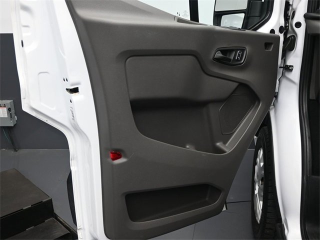 Used 2024 Ford Transit 350 XLT image 26